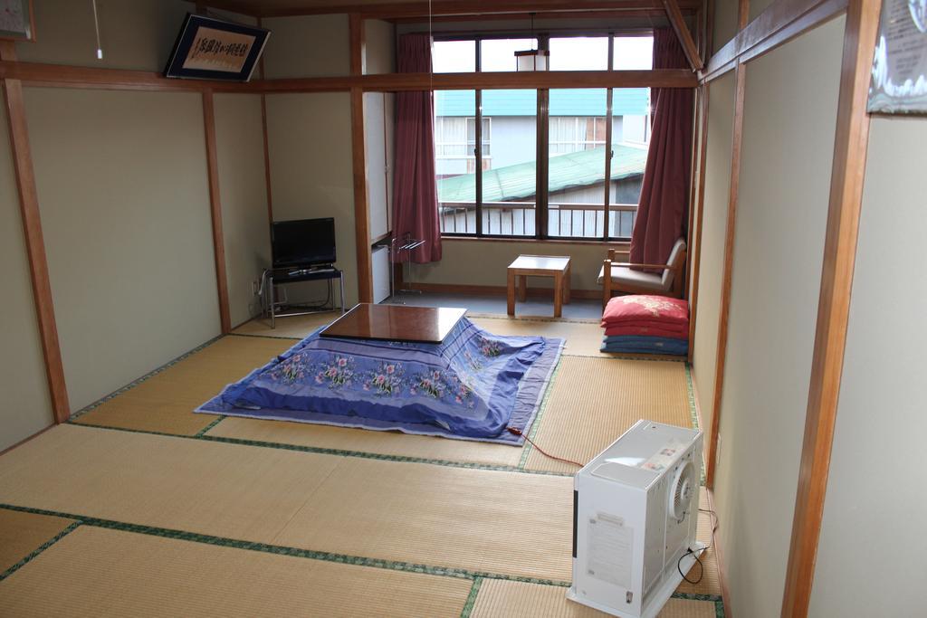 Sugakuso Hotel Yamanakako Exterior photo